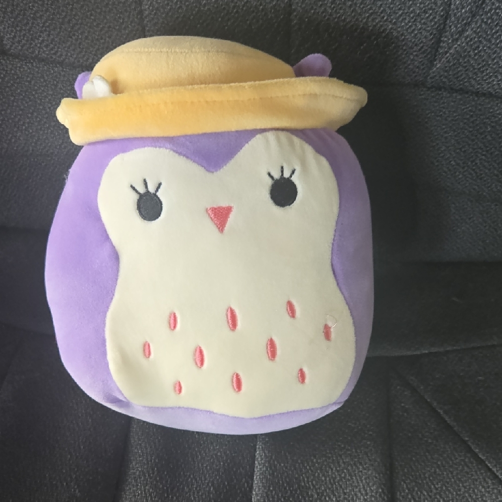 Squashmallow Holly The Owl
